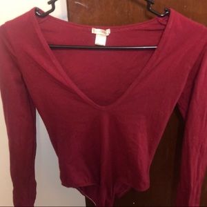 Fashion Nova Long Sleeve V-Neck Bodysuit